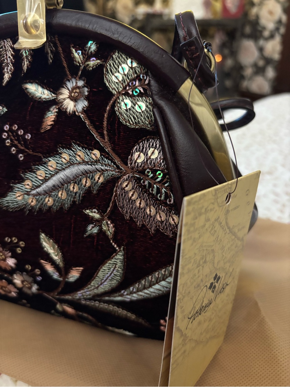 SOLD-Patricia Nash Portafina Frame Crossbody Burgundy Velvet Jacquard NWT - Picture 3 of 9